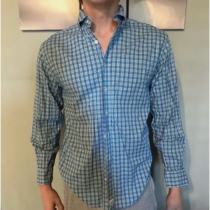 Vinyard Vines Blue and Green Mens Small Button Down Shirt